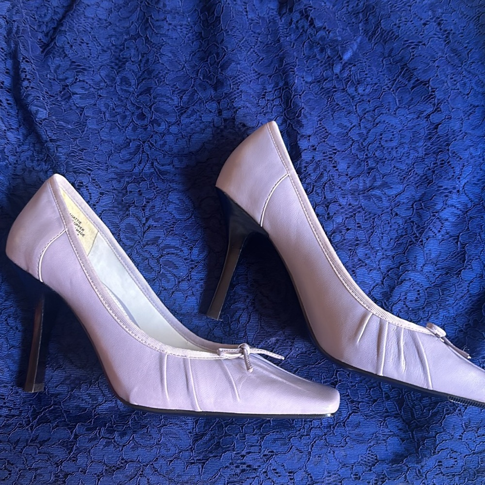 ⭐️ New Enzo Angioni Lilac Pumps